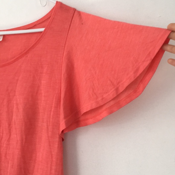 Top - Picture 2 of 3